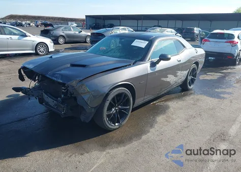 2017 Dodge Challenger R/T z USA, uszkodzony, nr VIN 2C3CDZBT2HH573989